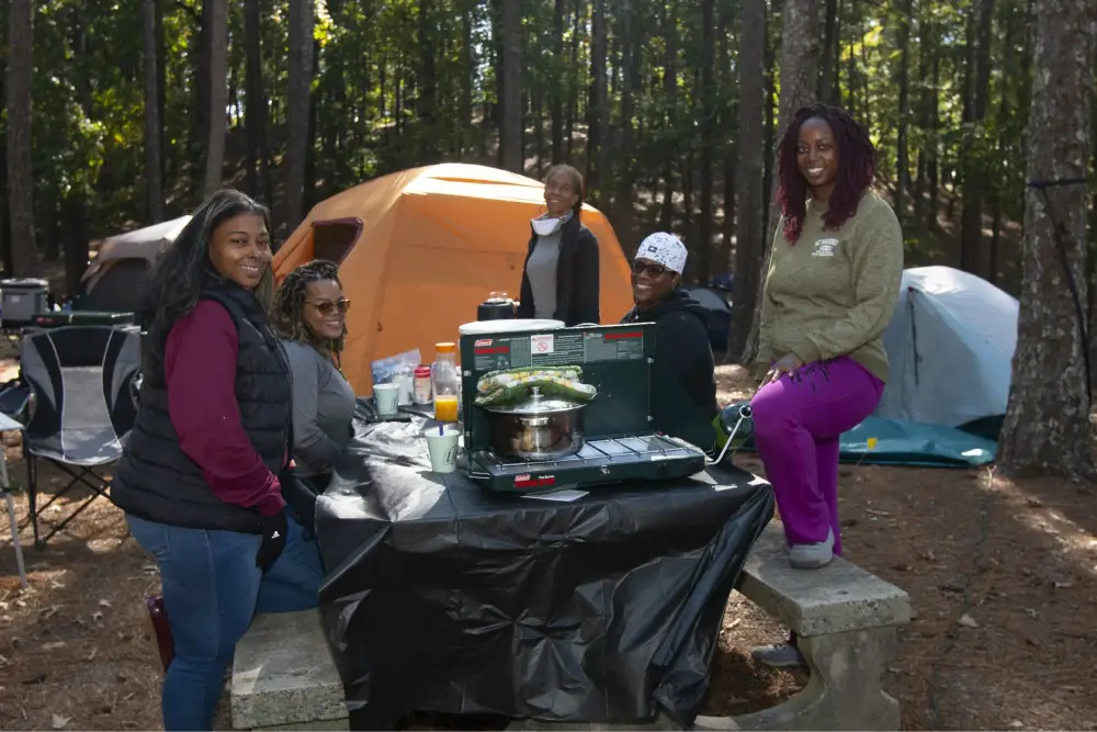 Black People do Camp! Join the black outdoor movement today. 8 BLACK PEOPLE DO CAMP! JOIN THE BLACK OUTDOOR MOVEMENT TODAY.